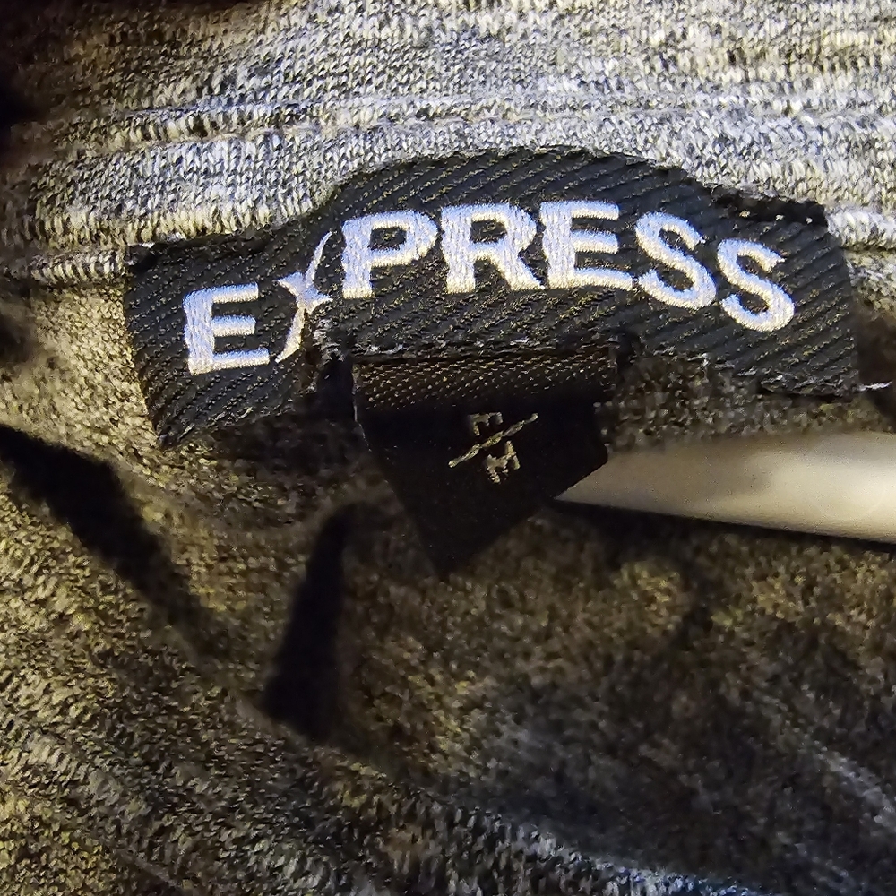 Express size medium top - Picture 3 of 5
